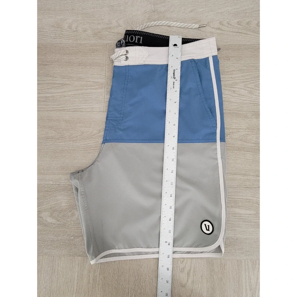 Vuori Cruise Board Shorts Men's 32 Blue Performance Outdoor Swim V314 7.5